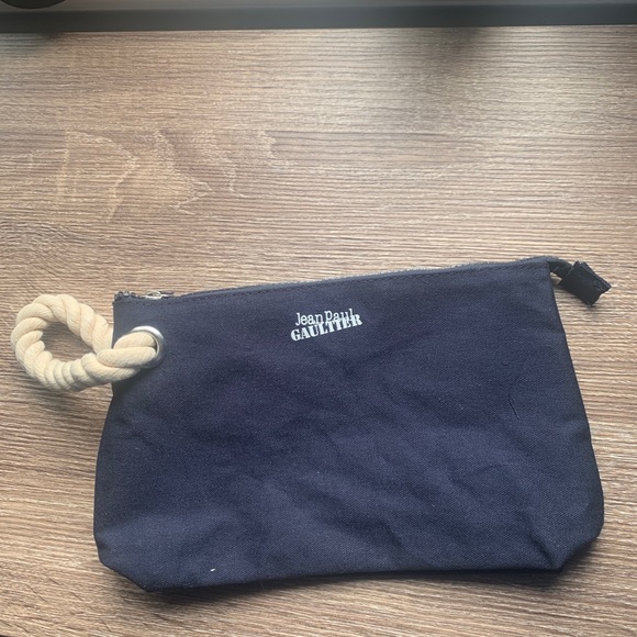JEAN PAUL GAULTIER TRAVEL POUCH - Picture 4 of 5